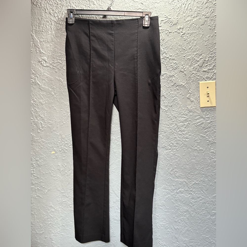 LOFT black stretchy pants with side zipper, and front seams
